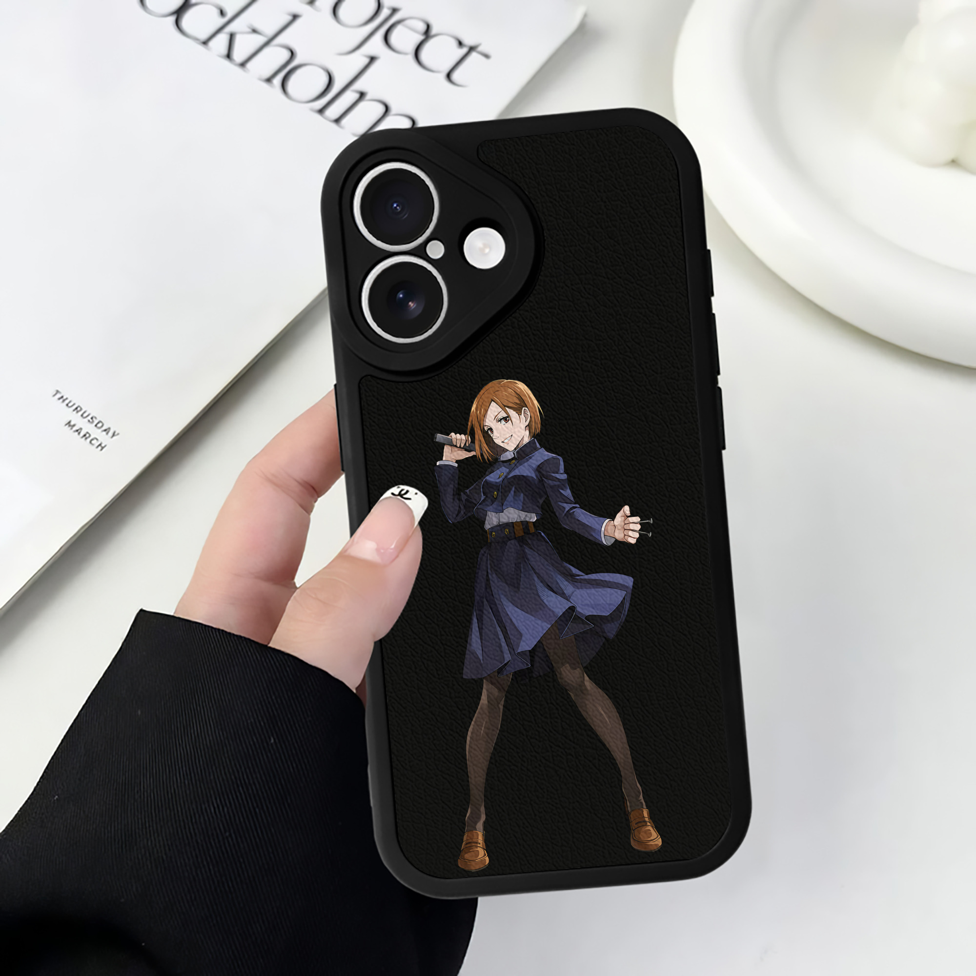 （画像用） 呪術廻戦 Jujutsu Kaisen 【iPhone 16シリーズ対応】シリコンスマホケース（レザー調） 材質：シリコン